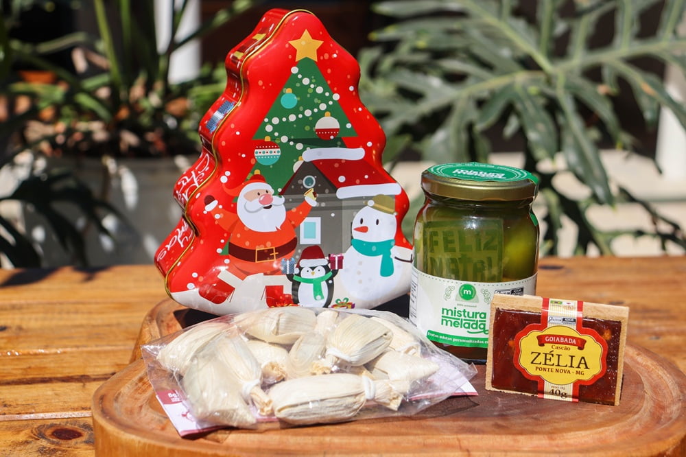 KIT PRESENTE DE NATAL LATA DE LUXO