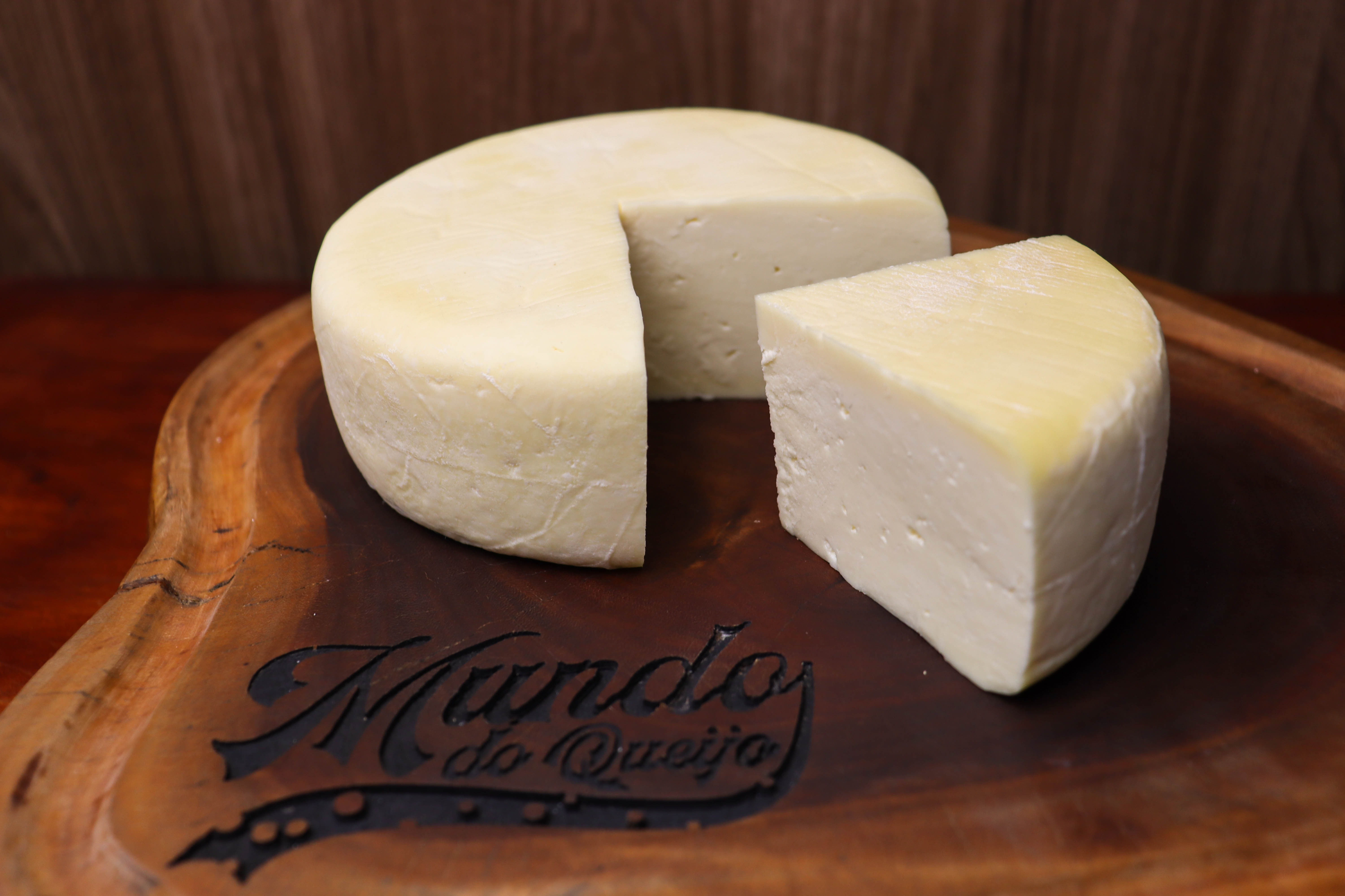 QUEIJO CANASTRA MEIA CURA 3