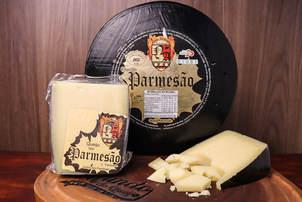 QUEIJO PARMESÃO NOVA ALEMANHA CUNHA 250G