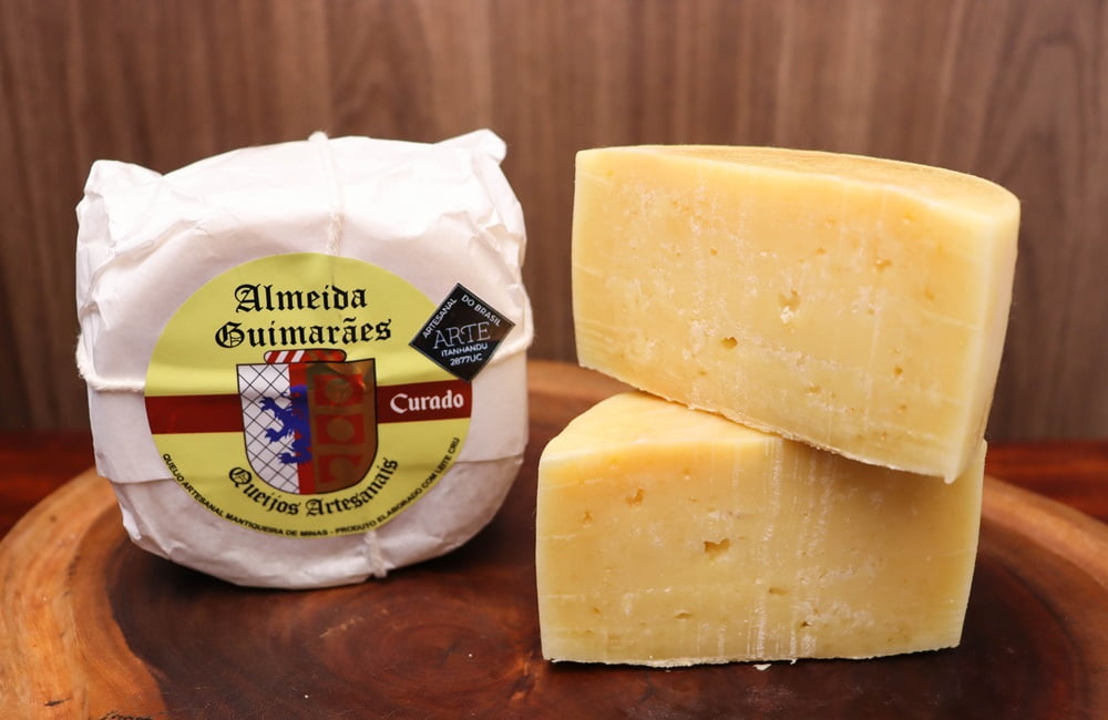 QUEIJO PARMESÃO CURADO ALMEIDA GUIMARÃES PREMIADO 450G