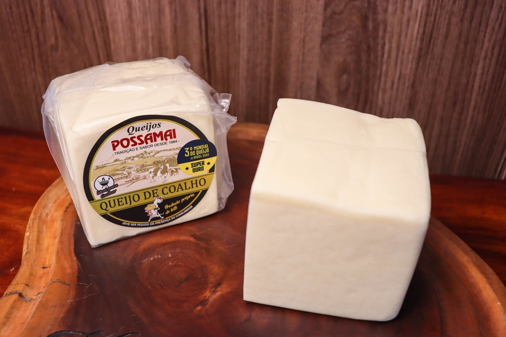 QUEIJO COALHO PREMIADO SUPER OURO 700G 4