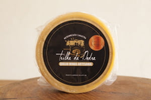 QUEIJO CANASTRA PREMIADO TRILHA DA PEDRA 700 G