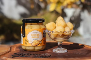 AMEIXINHA DE QUEIJO - DOCE DE QUEIJO EM CALDA 280G