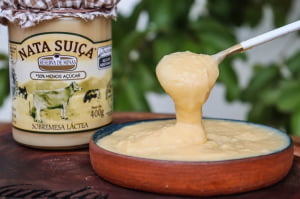 DOCE NATA SUÍÇA RESERVA DE MINAS 400G