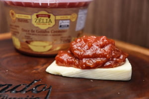 GOIABADA CASCÃO ZELIA CREMOSA 700 G