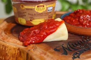 GOIABADA CASCÃO ZELIA CREMOSA 700 G