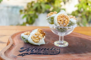 FRUTAS CRISTALIZADAS ARTESANAIS - FIGO COM DOCE DE LEITE E NOZES 200G