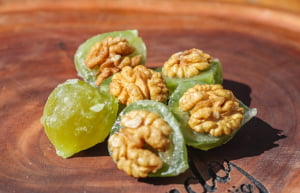 FRUTAS CRISTALIZADAS ARTESANAIS - FIGO COM NOZES 200G