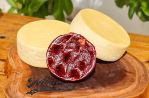 KIT ROMEU E JULIETA BARRA - 2 QUEIJO CANASTRA (700 G CADA) E 1 GOIABADA CASCÃO BARRA MINALY (300G)