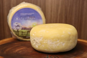 QUEIJO CANASTRA CAPELA VELHA PREMIADO OURO 550G