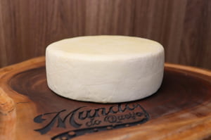 QUEIJO CANASTRA MEIA CURA 1 KG