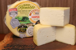 QUEIJO DO REINALDO PREMIADO OURO - QUEIJO CANASTRA TRADICIONAL - 800G