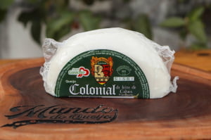 QUEIJO COLONIAL DE LEITE DE CABRA METADE 350G