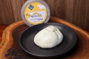 BURRATA DE BÚFALA PÉROLA DA SERRA PREMIADA OURO 165G