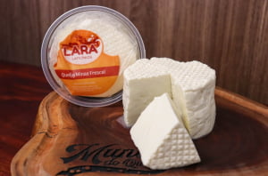 QUEIJO MINAS FRESCAL LARA 500G