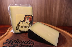 QUEIJO PARMESÃO NOVA ALEMANHA CUNHA 250G