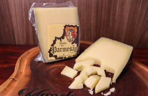 QUEIJO PARMESÃO NOVA ALEMANHA CUNHA 250G
