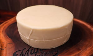 QUEIJO PARMESÃO ALAGOA TRADICIONAL MEIA CURA PREMIADO OURO 1KG