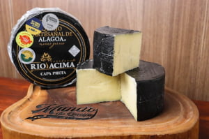 QUEIJO PARMESÃO CAPA PRETA ALAGOA PREMIADO OURO 1KG