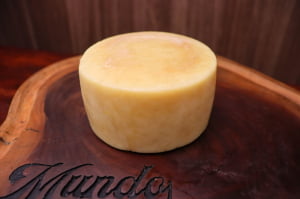 QUEIJO PARMESÃO CURADO ALMEIDA GUIMARÃES PREMIADO 450G