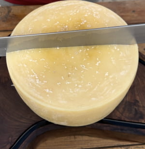 QUEIJO PARMESÃO MARANATA BRONZE PEÇA INTEIRA 100 DIAS 5KG