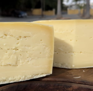 QUEIJO PARMESÃO MARANATA BRONZE PEÇA INTEIRA 100 DIAS 5KG