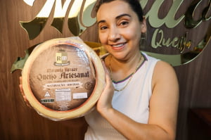 QUEIJO PARMESÃO MARANATA BRONZE PEÇA INTEIRA 100 DIAS 5KG