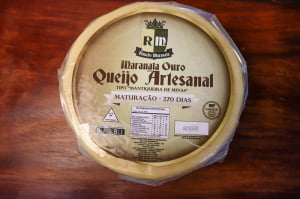 QUEIJO PARMESÃO MARANATA OURO PEÇA INTEIRA 9 MESES 5KG