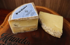 QUEIJO CUESTA AZUL PARDINHO PREMIADO OURO PEDAÇO 300G