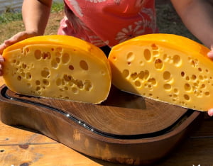 QUEIJO MAASDAM NOVA ALEMANHA MEIA PEÇA 2KG