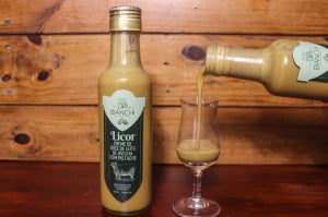 LICOR DE DOCE DE LEITE DE OVELHA COM PISTACHE 250ML